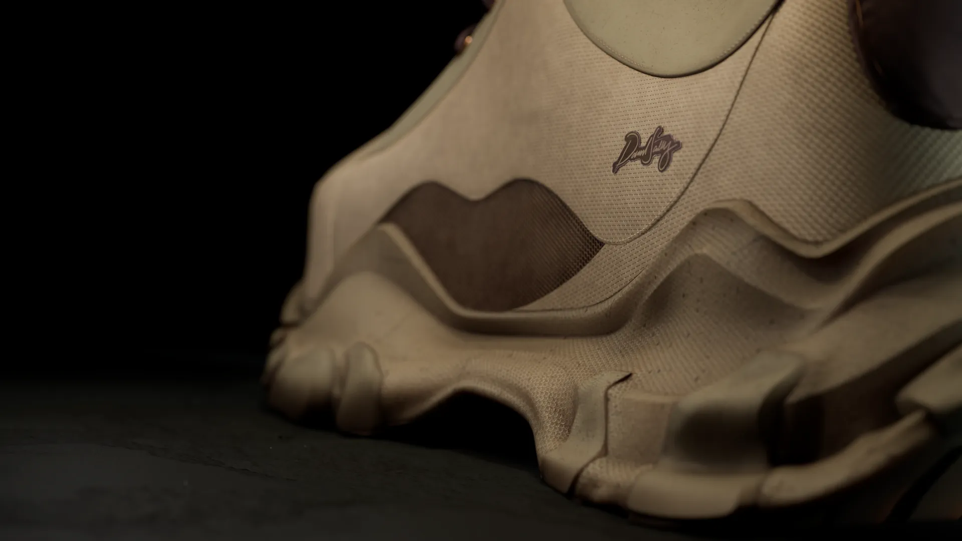Sneaker — material study
